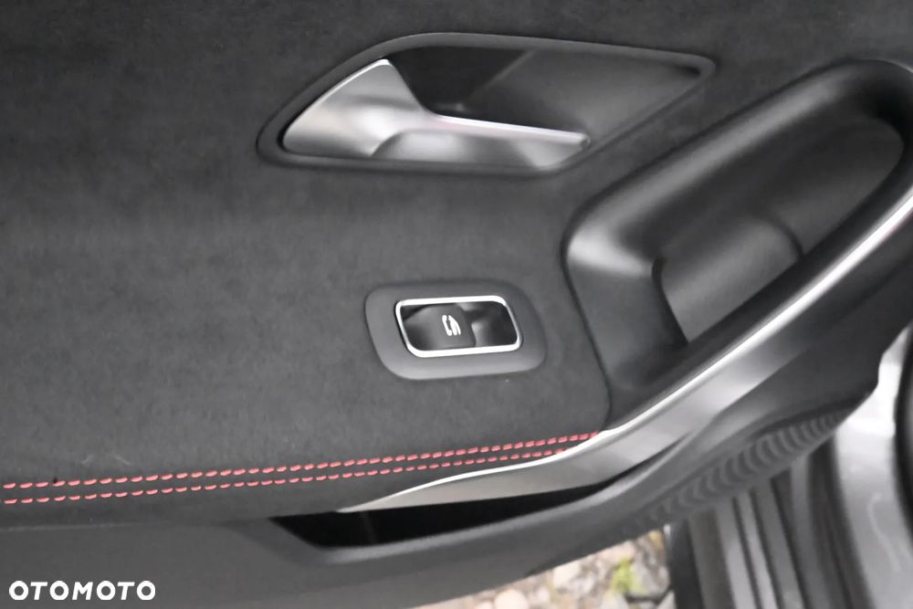 Mercedes-Benz Klasa A 35 AMG 4-Matic 7G-DCT - 20