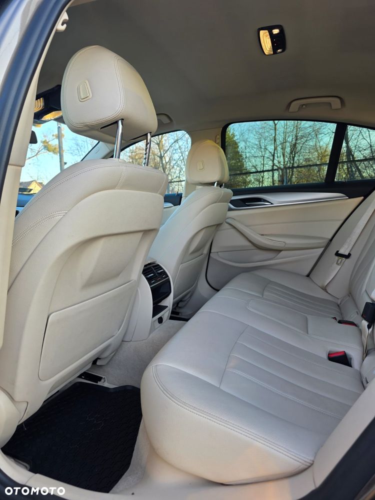 BMW Seria 5 - 26