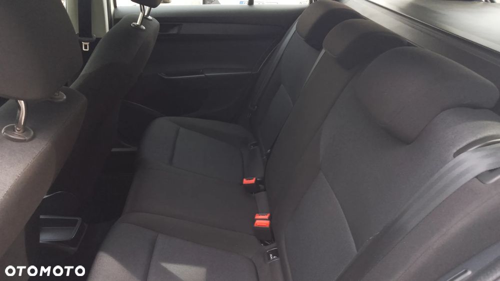 Skoda Fabia 1.0 Active - 17