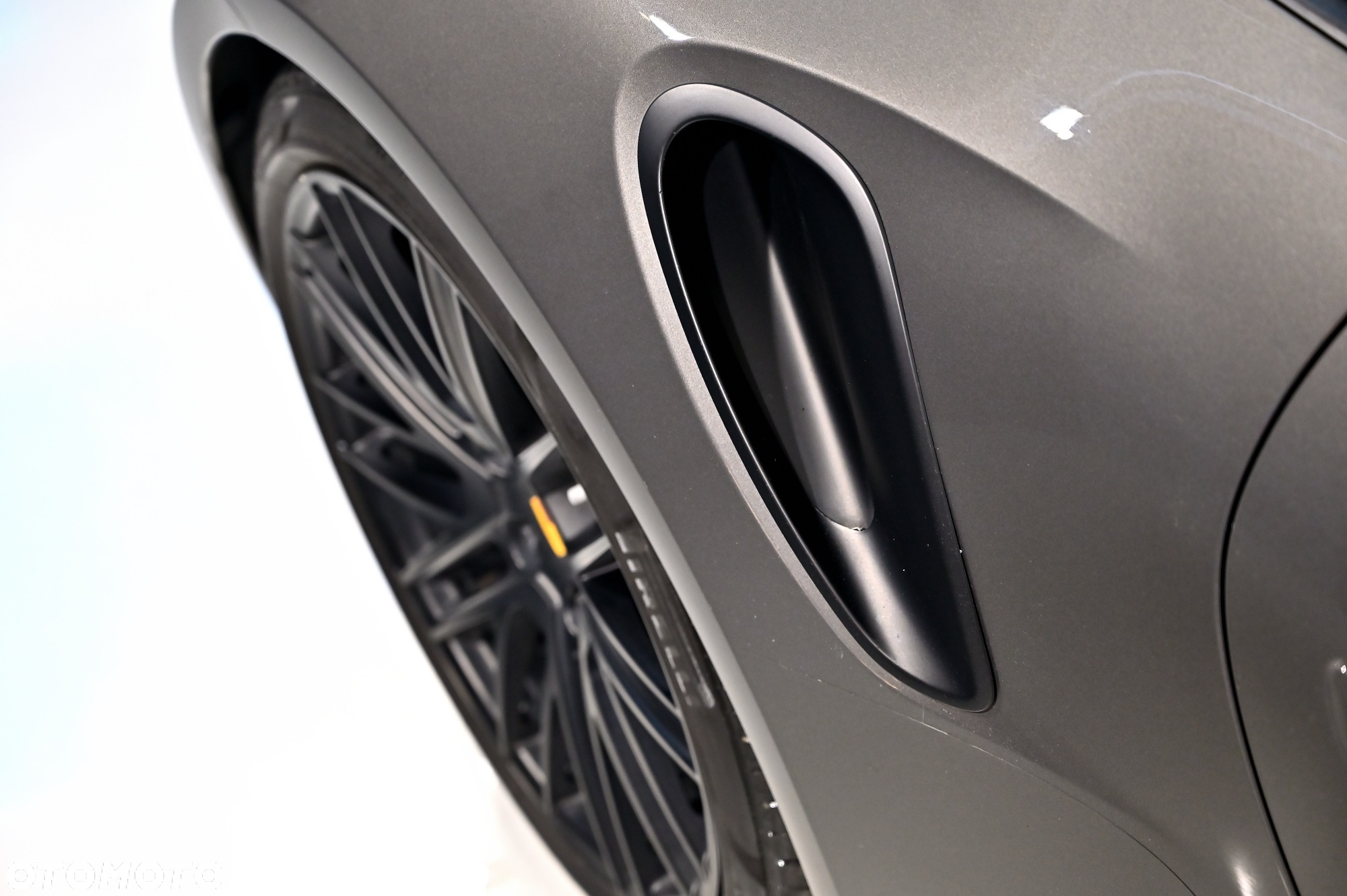 Porsche 911 Turbo S - 17