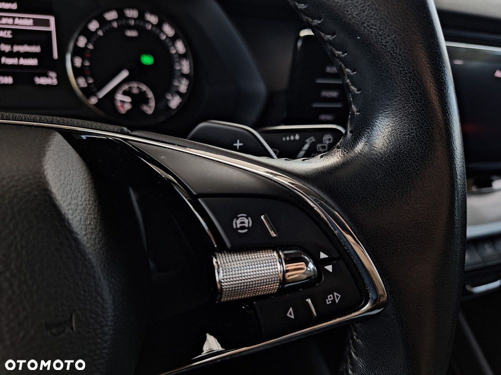 Skoda Octavia 2.0 TDI Ambition DSG - 37