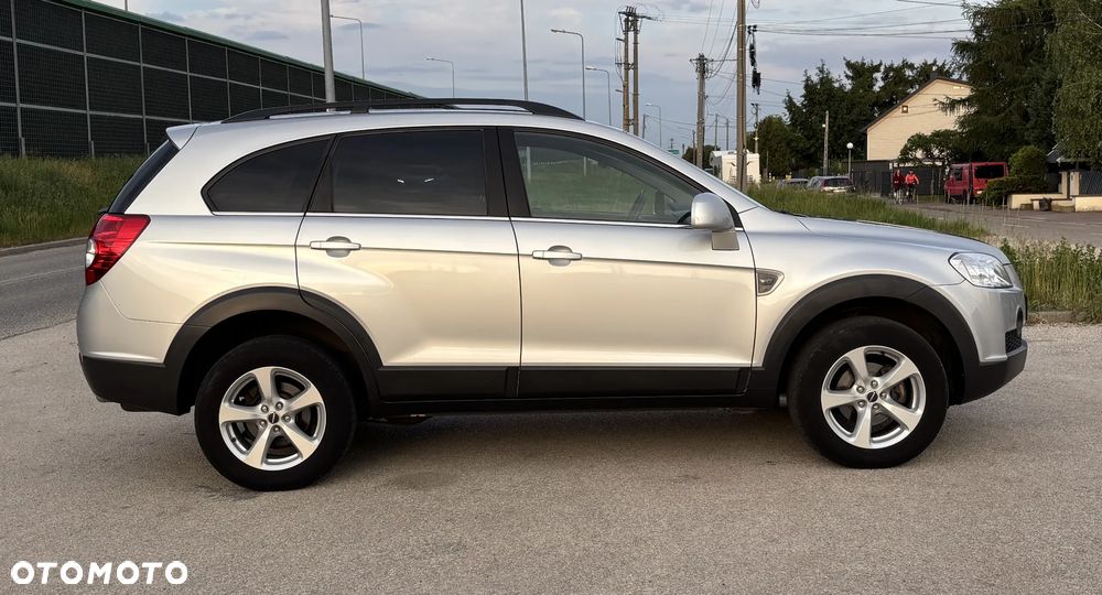 Chevrolet Captiva 2.4 2WD 7 Sitzer LS Family Edition - 41