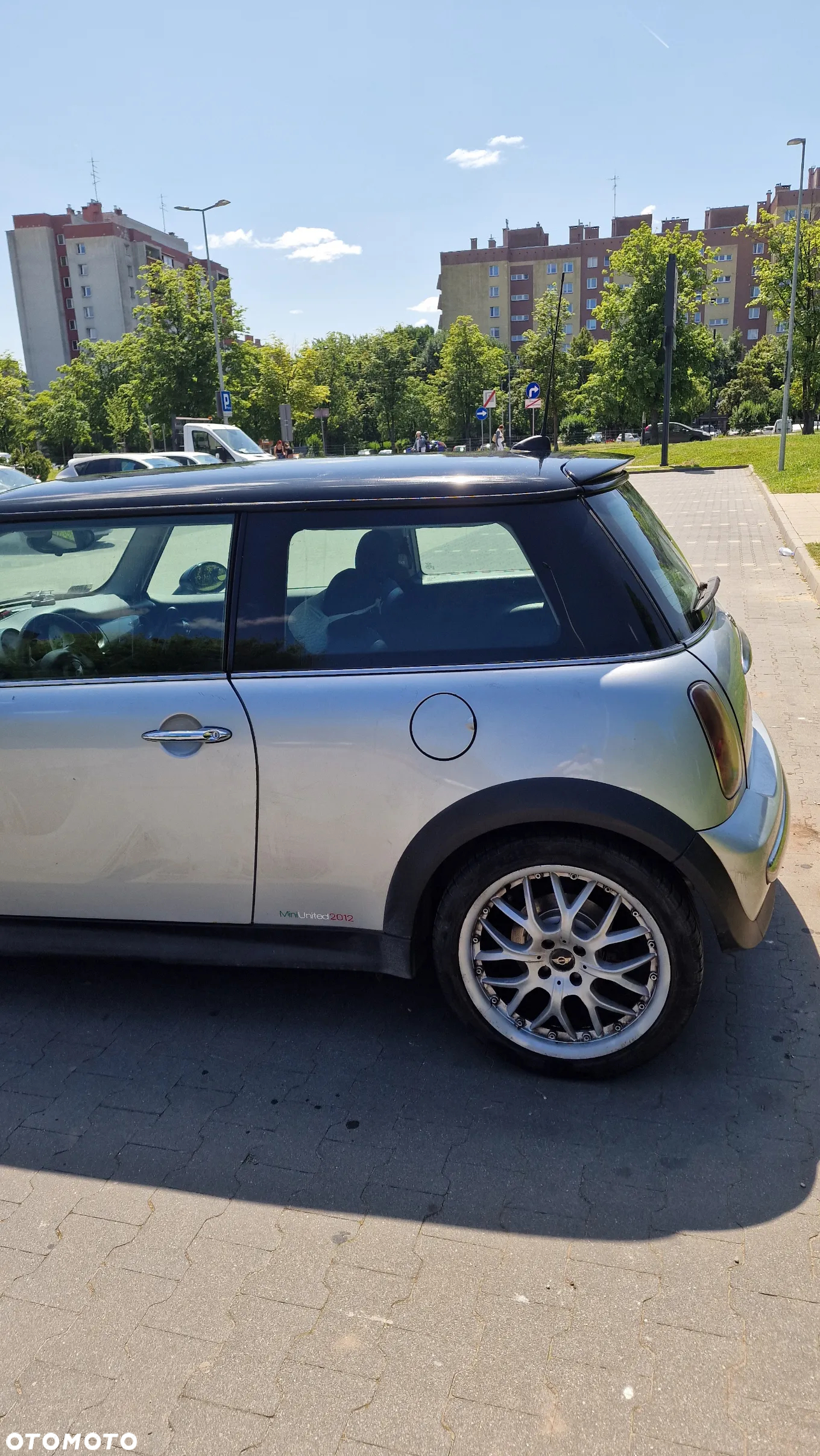 MINI ONE - 6