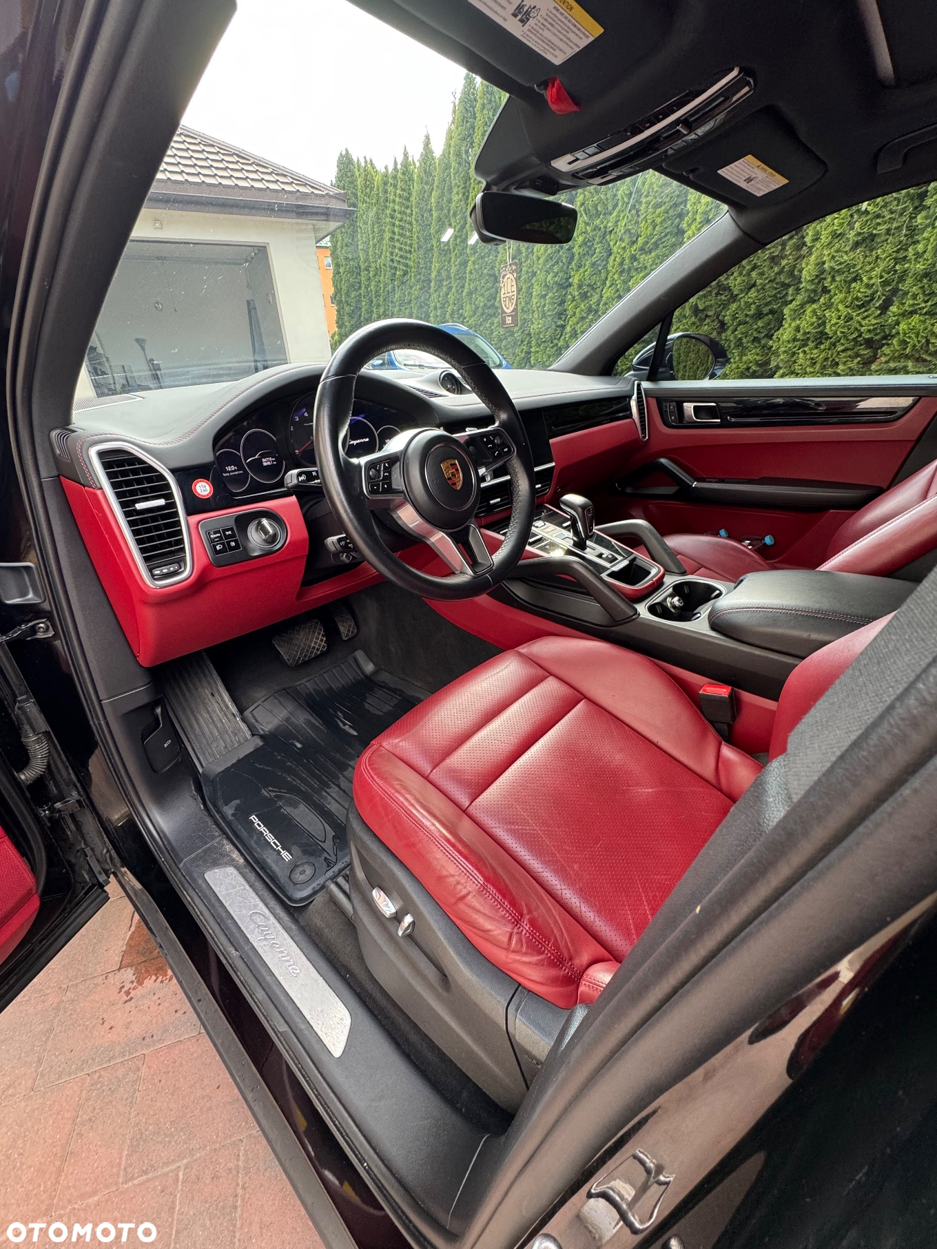 Porsche Cayenne Standard - 12