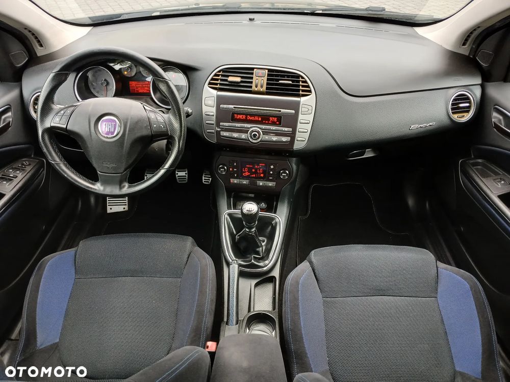Fiat Bravo 1.9 Multijet 16V Sport - 22