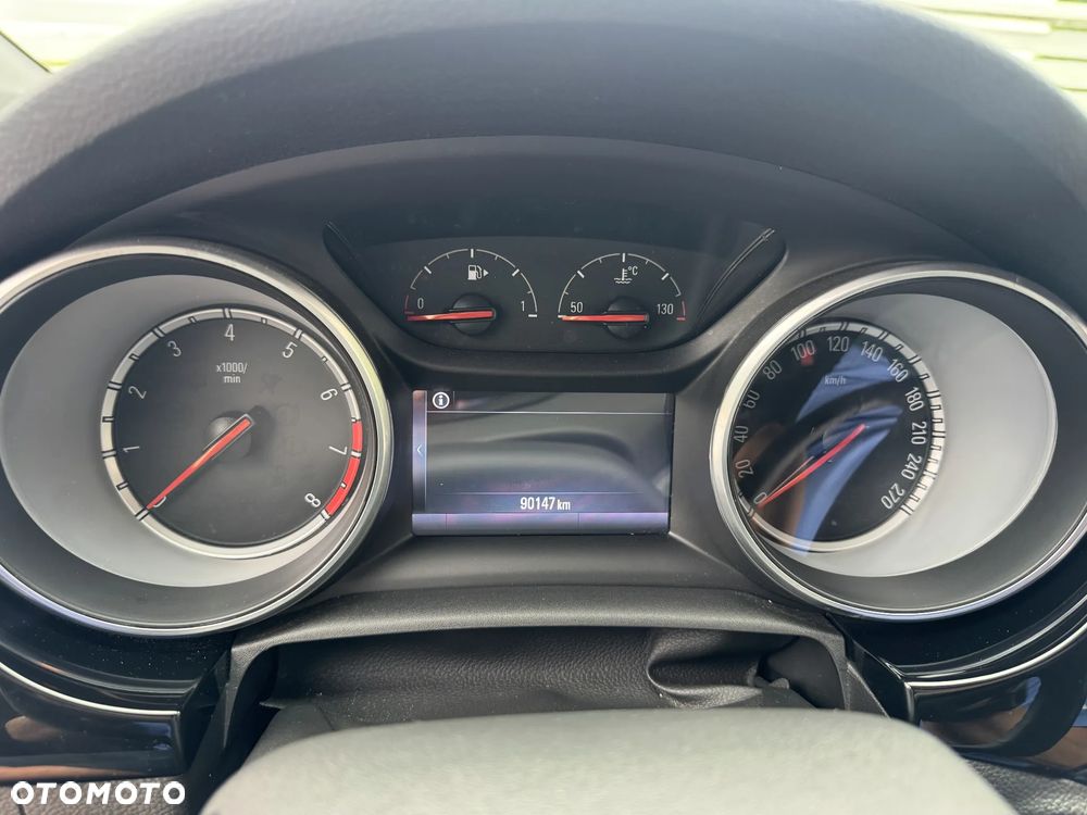Opel Astra 1.4 T Dynamic - 8