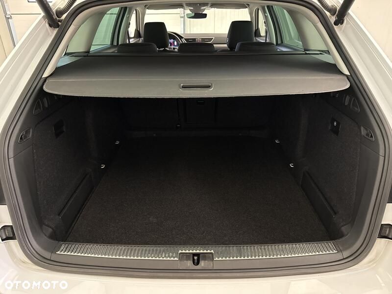 Skoda Superb 2.0 TSI Style DSG - 22