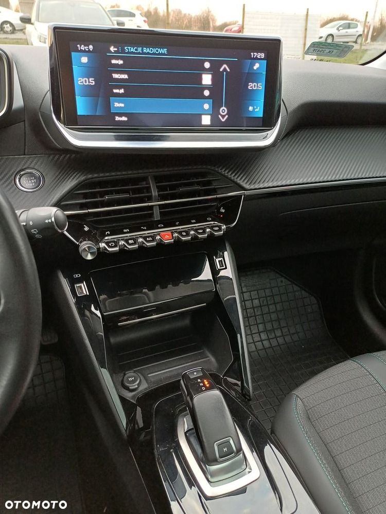 Peugeot 208 1.2 PureTech Allure Pack S&S EAT8 - 18