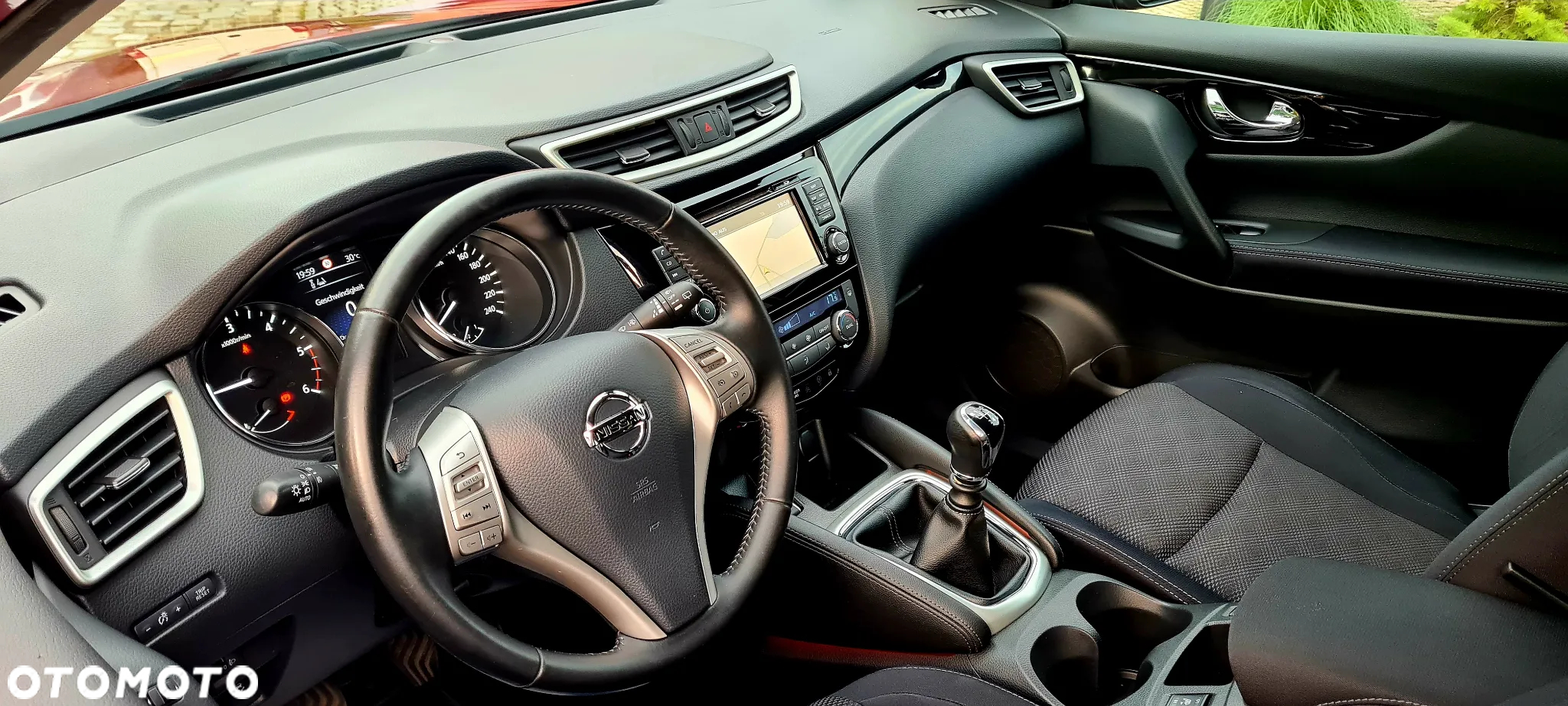 Nissan Qashqai 1.5 dCi Tekna EU6 - 31