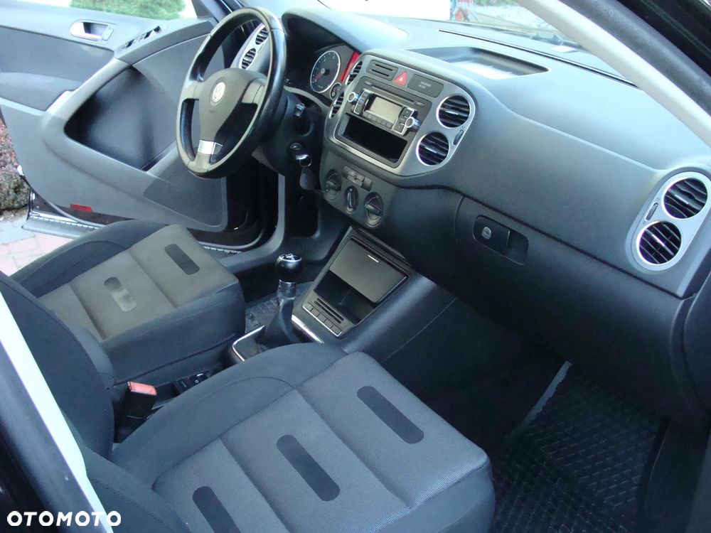 Volkswagen Tiguan 2.0 TDI 4Mot Sport&Style - 9