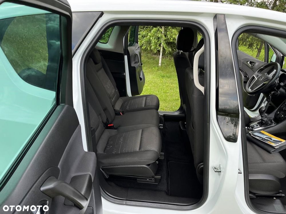 Opel Meriva - 11