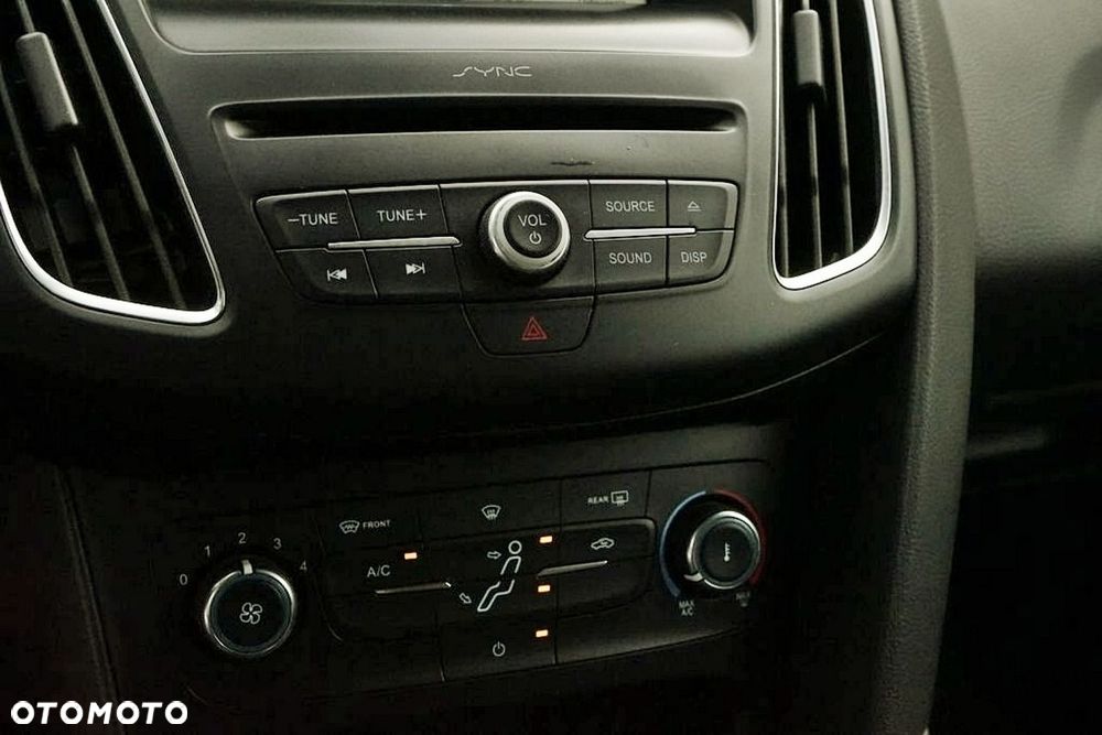 Ford Focus - 22