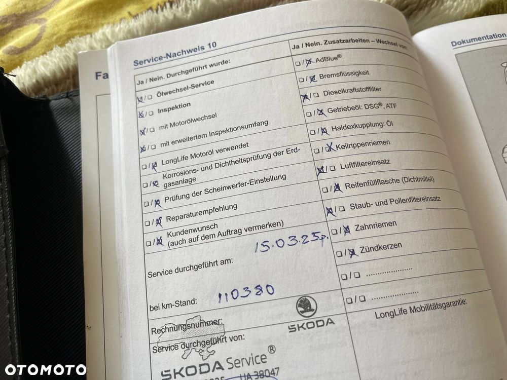 Volkswagen Golf 1.6 TDI BlueMotion Technology Lounge - 20