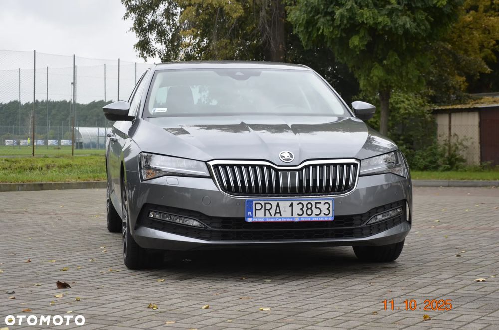 Skoda Superb 2.0 TDI SCR Ambition DSG - 8