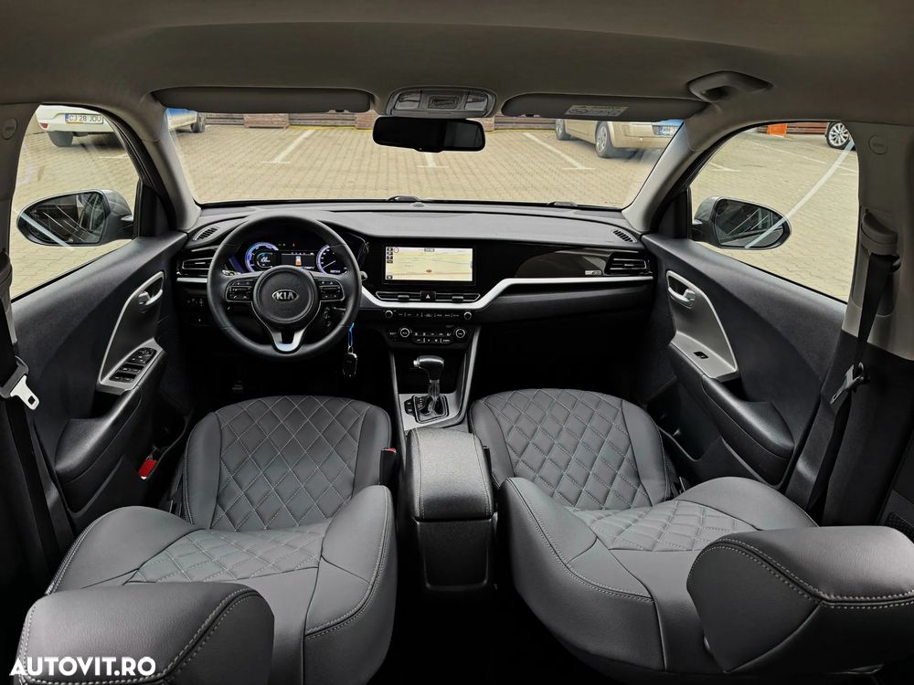 Kia Niro 1.6 GDI 2WD Aut. Spirit - 3