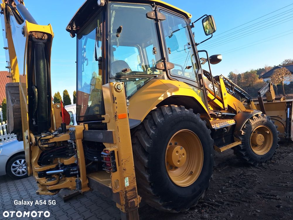 Caterpillar 427 F2 - 6