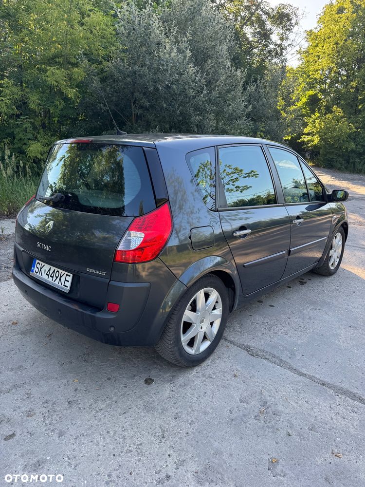 Renault Scenic 2.0 16V Emotion - 3
