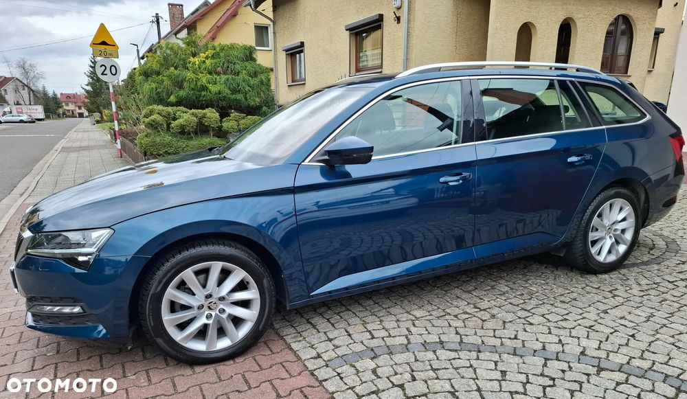 Skoda Superb 2.0 TDI SCR Ambition DSG - 4
