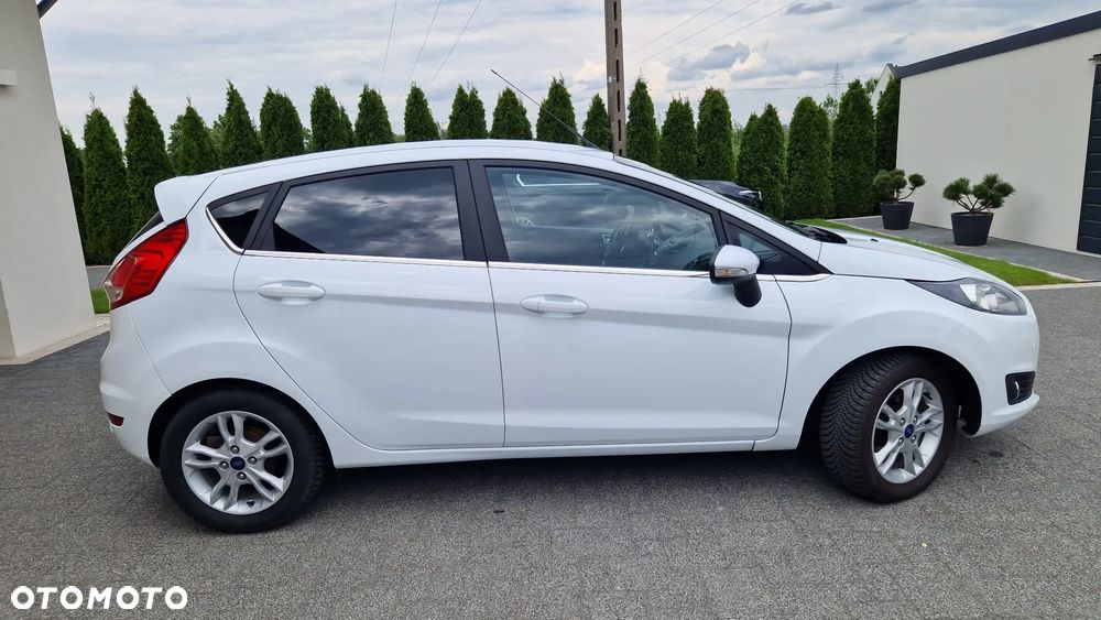 Ford Fiesta 1.0 EcoBoost Titanium - 26