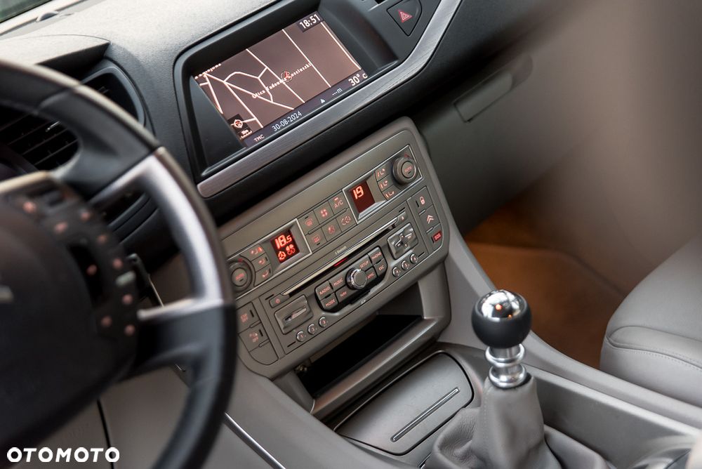 Citroën C5 HDi 135 FAP Exclusive - 17