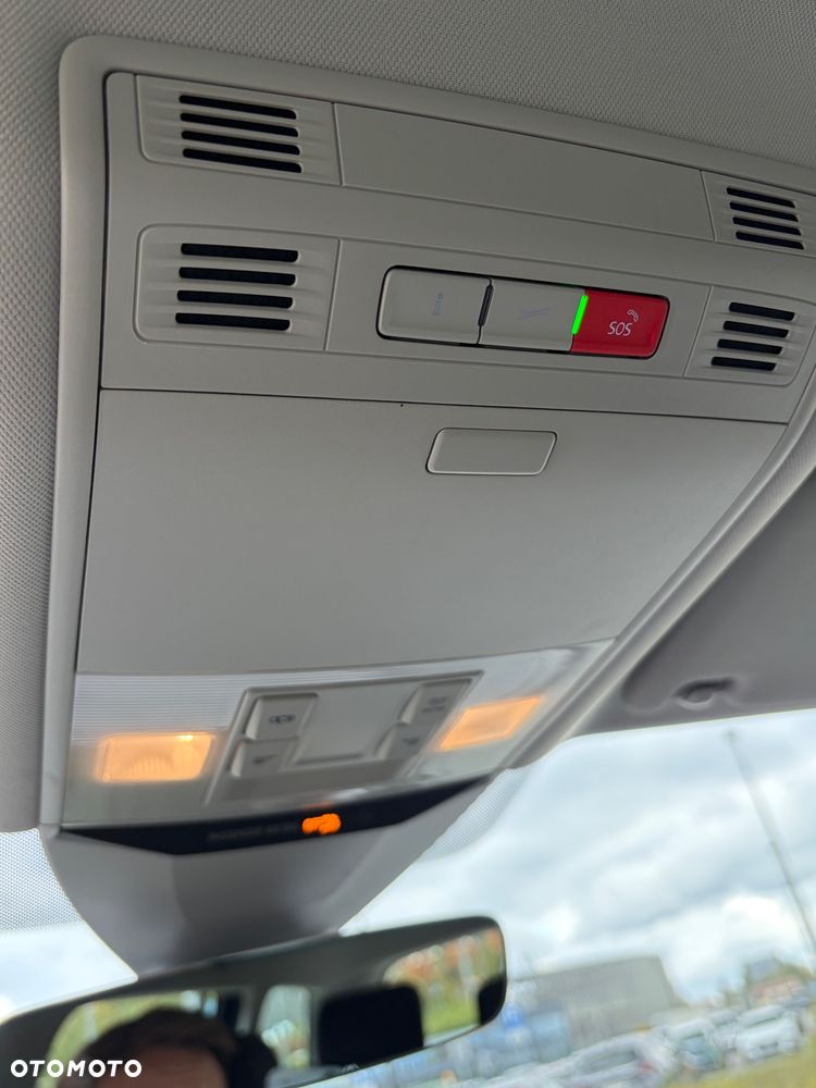 Volkswagen Passat - 23