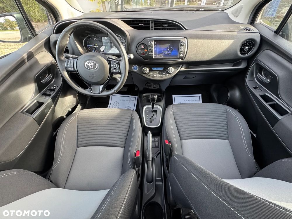 Toyota Yaris - 7