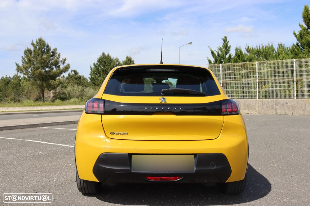 Peugeot e-208 Active - 4
