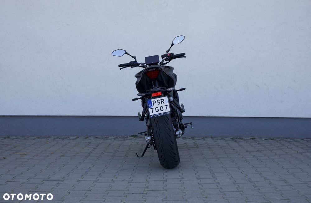 Yamaha MT - 9