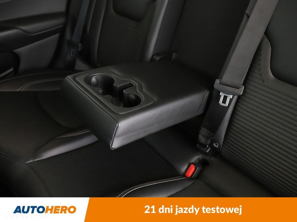 Jeep Compass - 37