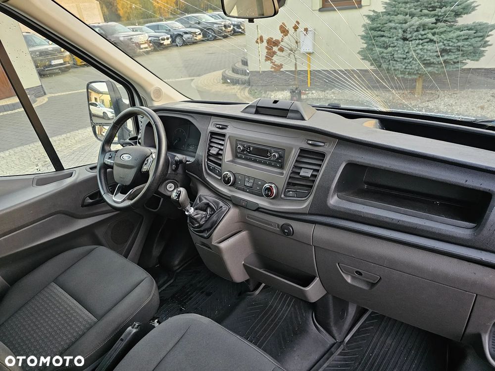 Ford Transit - 18