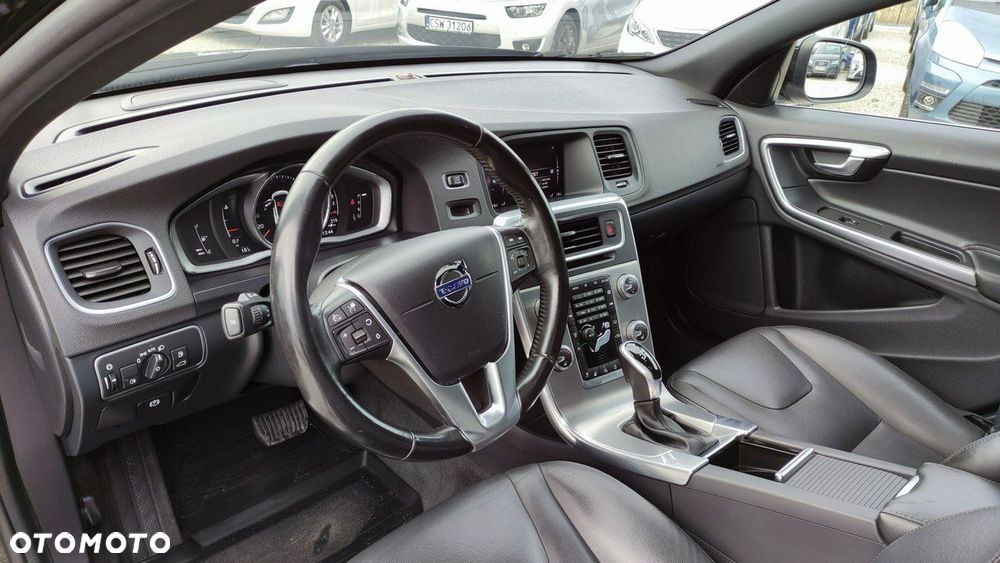 Volvo V60 - 30