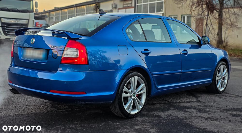 Skoda Octavia 2.0 TSI RS - 10