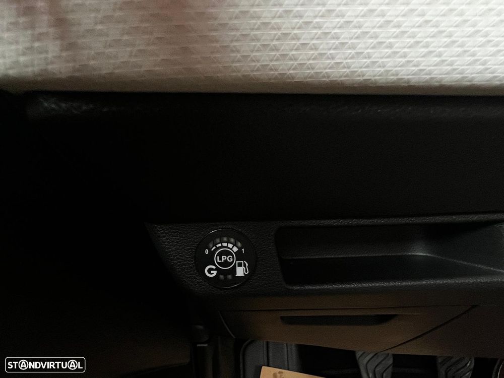 Renault Clio 1.0 TCe Evolution Bi-Fuel - 39