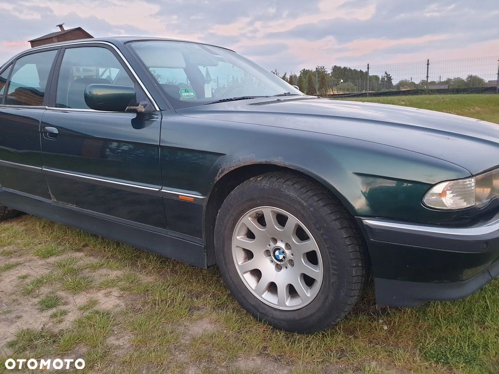 BMW Seria 7 - 2
