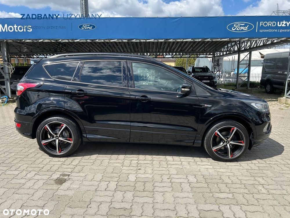 Ford Kuga 1.5 EcoBoost 2x4 ST-Line - 9