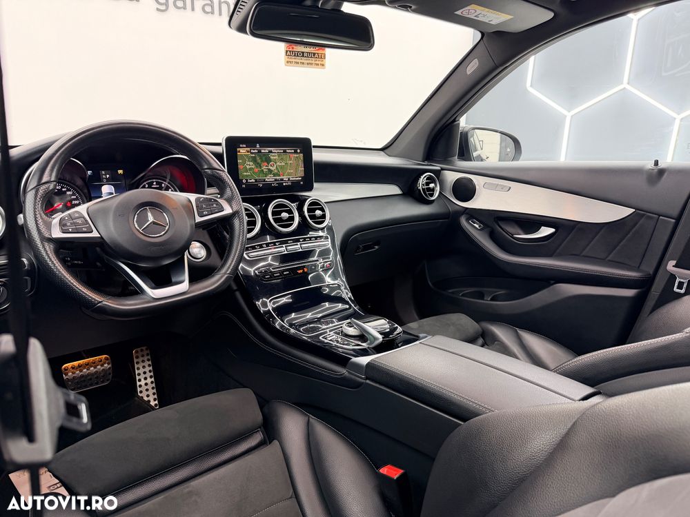 Mercedes-Benz GLC 250 4Matic 9G-TRONIC AMG Line - 18