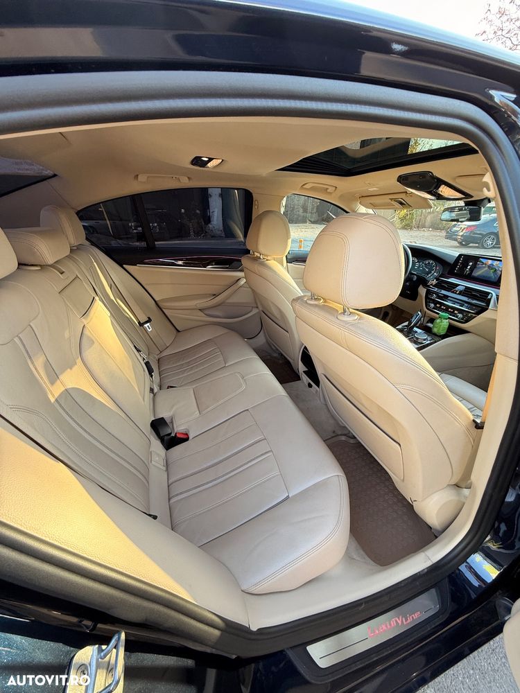 BMW Seria 5 520i AT - 9