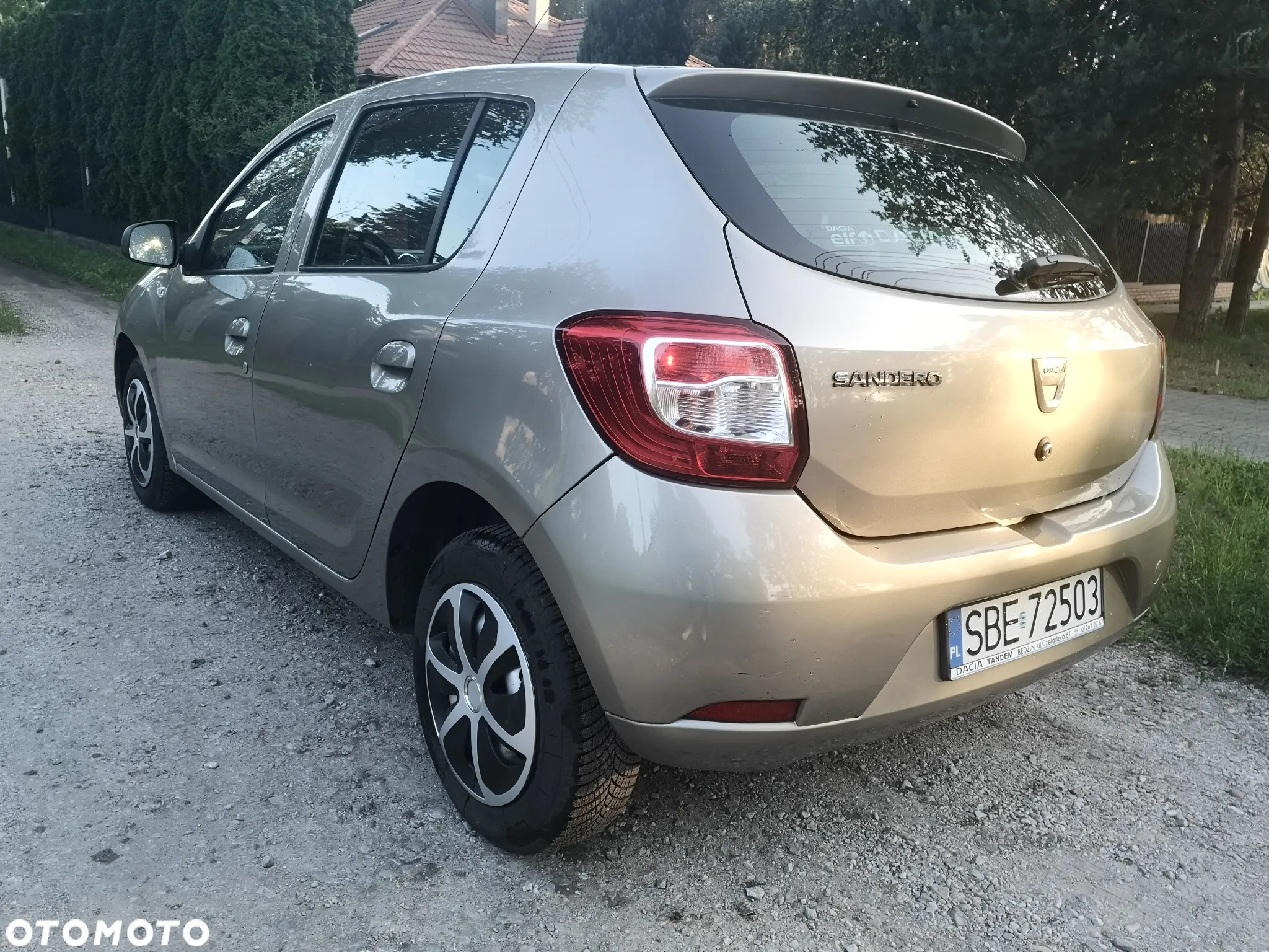 Dacia Sandero 1.2 16V Laureate - 3