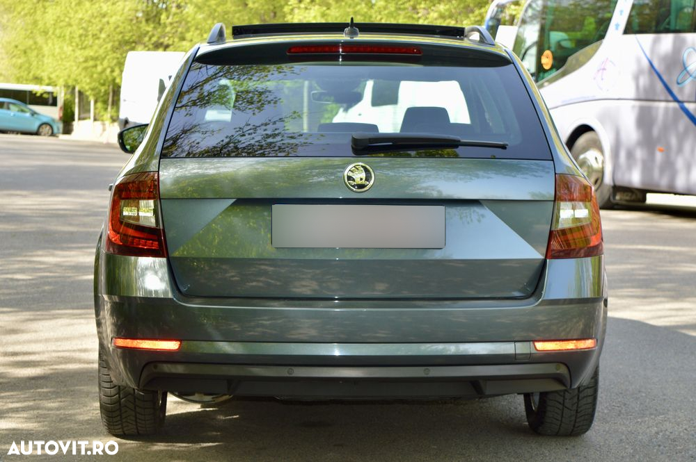 Skoda Octavia 2.0 TDI Style - 7
