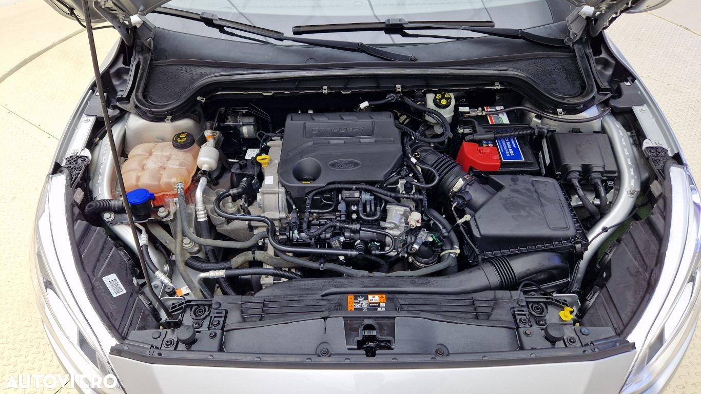 Ford Focus - 21