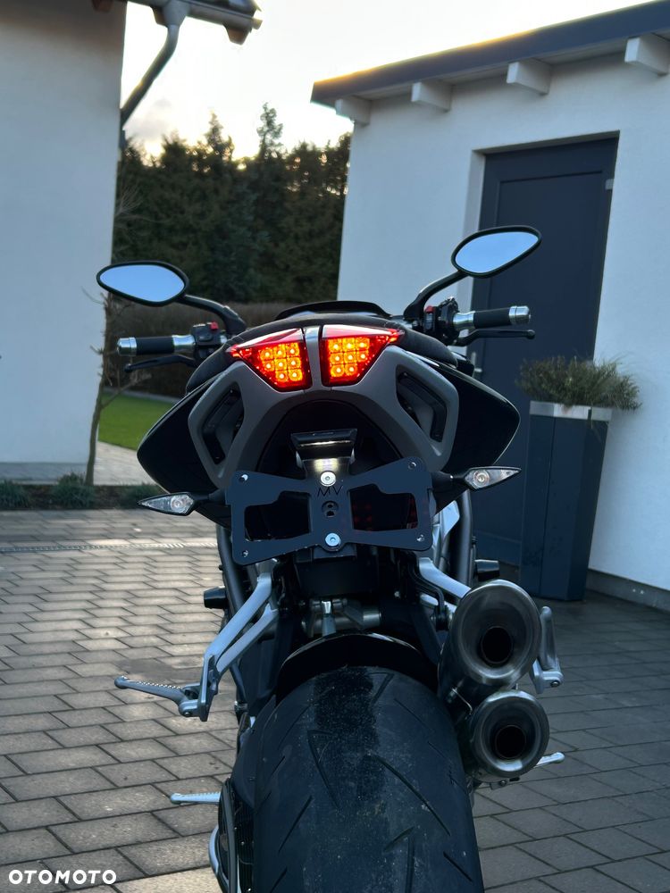MV AGUSTA Brutale - 7