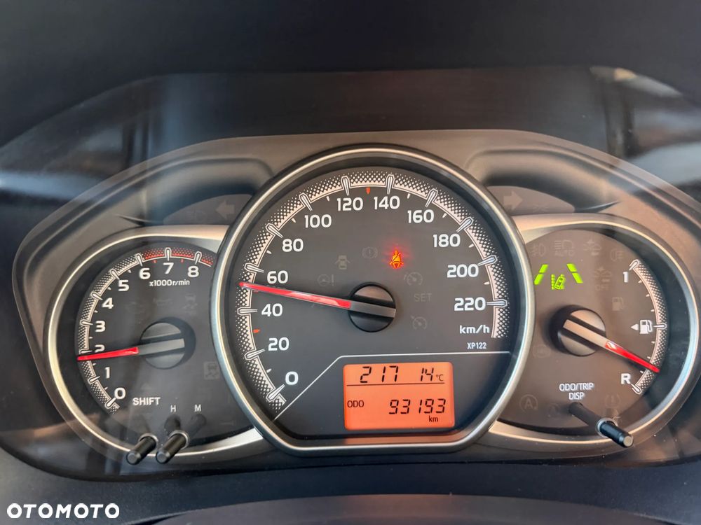 Toyota Yaris 1.33 VVT-i Edition - 18