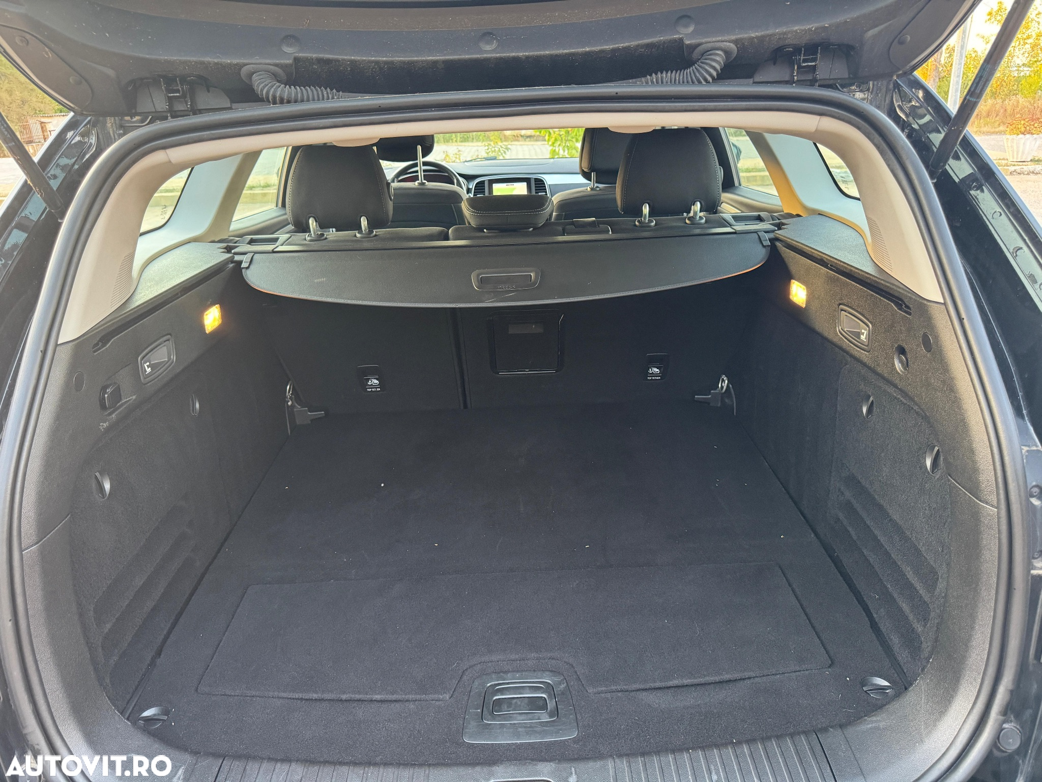 Renault Talisman Grandtour BLUE dCi 160 EDC BUSINESS EDITION - 39