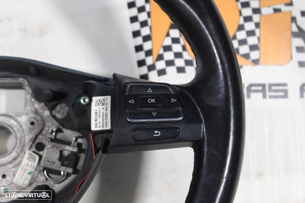 Volante Volkswagen Passat (3C2)  3C8419091a / Vw Golf 6 / Passat B6 - 9