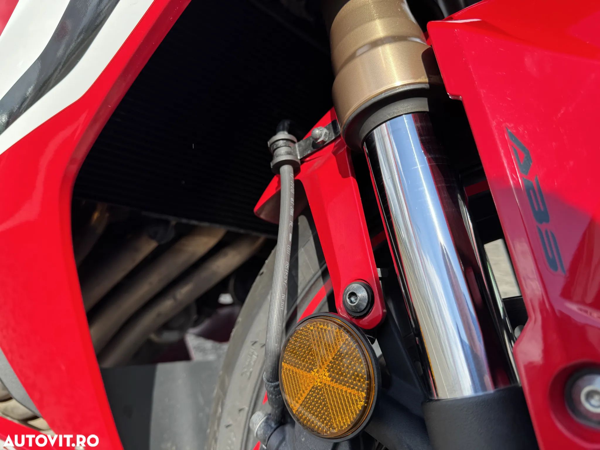 Honda CBR 650R - 22