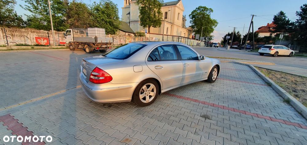 Mercedes-Benz Klasa E 200 Kompressor Avantgarde - 5