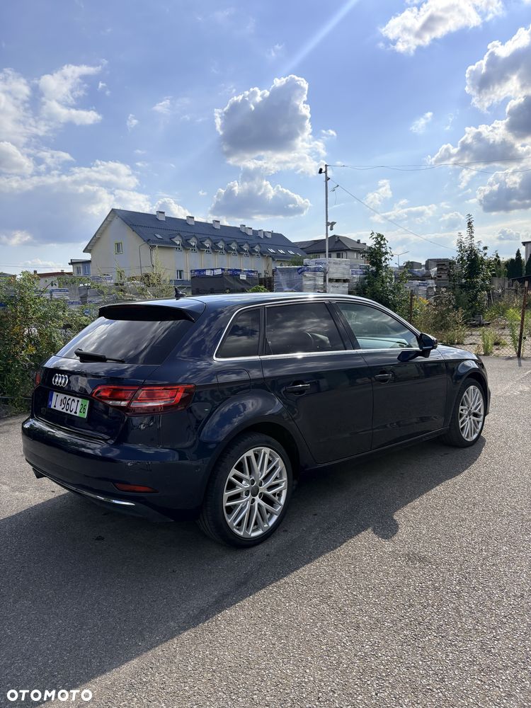 Audi A3 Sportback - 6