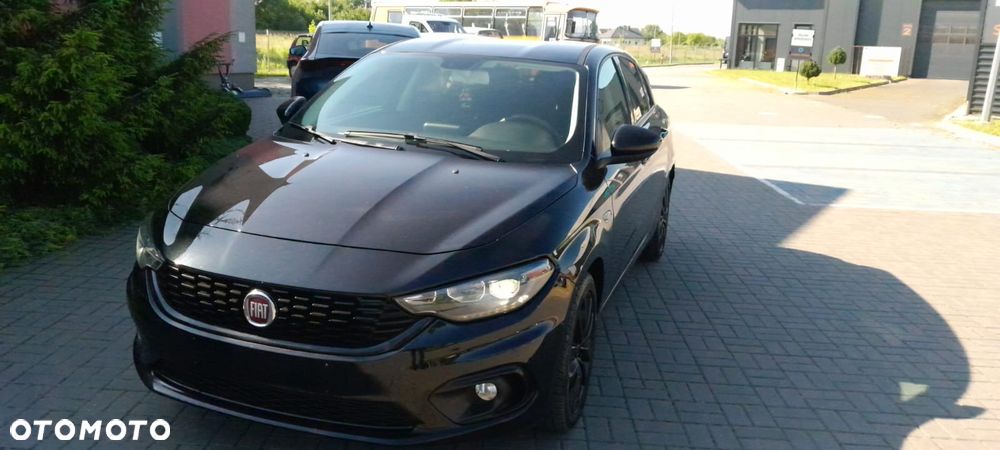 Fiat Tipo 1.4 T-Jet 16v Sport - 23