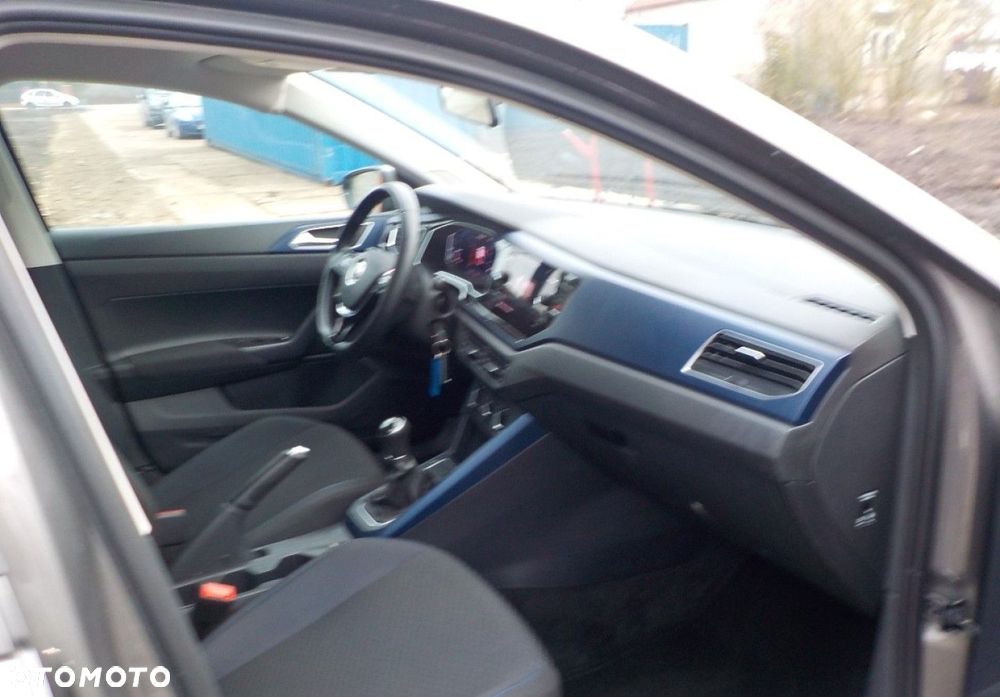 Volkswagen Polo - 17