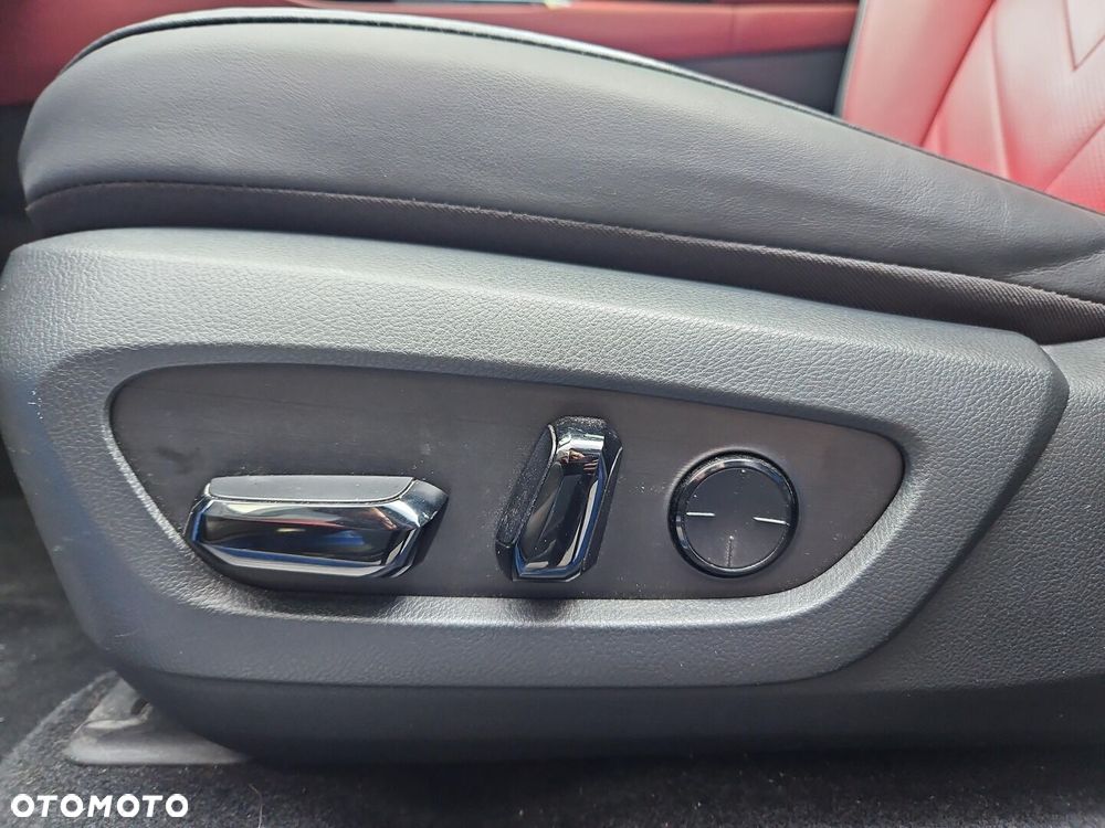 Lexus NX 350h Omotenashi AWD - 26